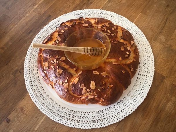 חלה מתוקה עגולה לראש השנה